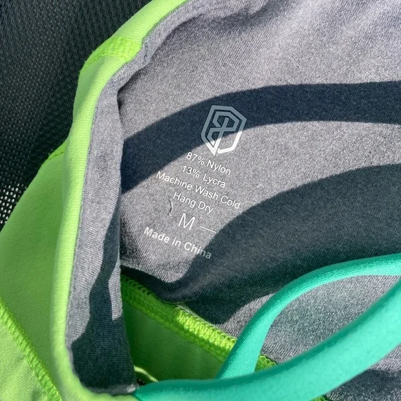 RARE! ✨ BORN PRIMITIVE - Fearless Strappy Back Neon Sports Bra in Envy - M - Picture 8 of 11